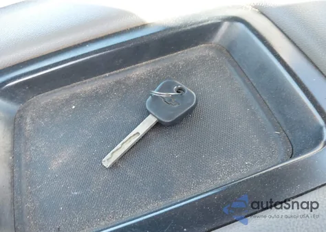 2018 Chevrolet Silverado 1500 Wt z USA, uszkodzony, nr VIN 1GCNCNEH0JZ308081